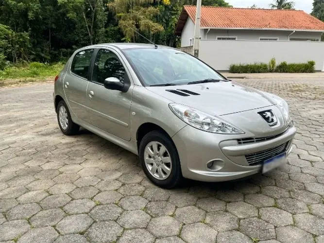 Peugeot 207 XR Sport 1.4 Flex 8V 5P 2012
