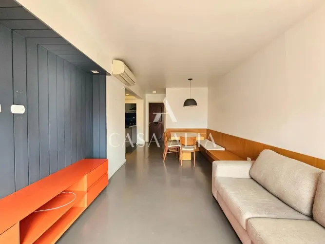 Apartamento no Itaim Bibi com 84 m² sendo: 2 dormitórios (1 suíte) e 1 vaga de garagem.