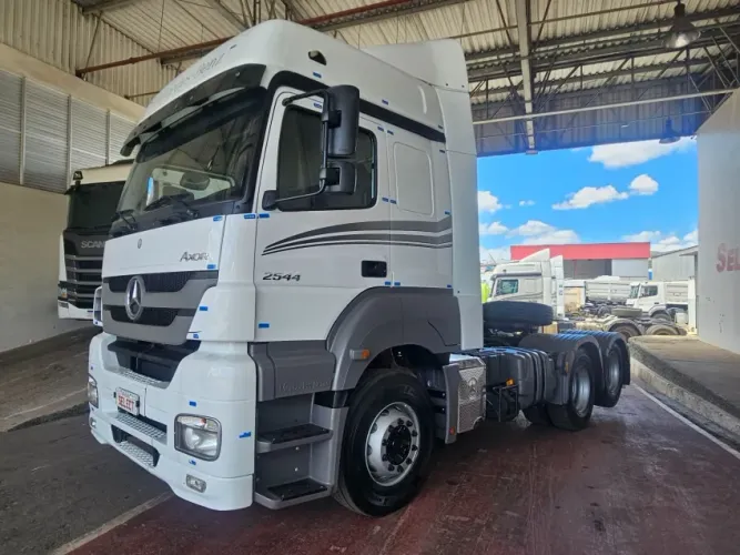Mercedes-Benz Axor 2544 6x2