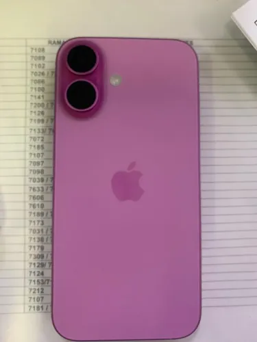 iPhone 16 256GB