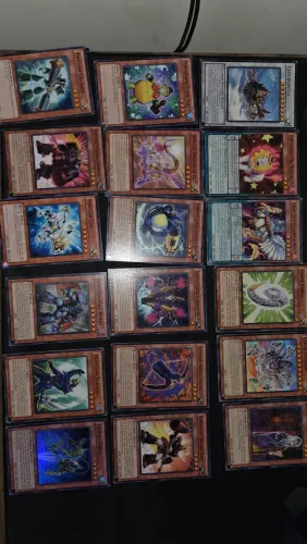 Lote de Cartas de Yu-Gi-Oh (Inglês)