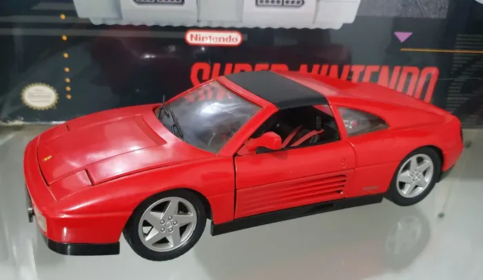 FERRARI 348 MAISTO 1:18 ANOS 90
