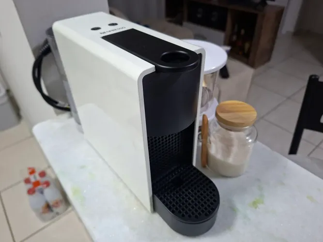 Nespresso essenza mini