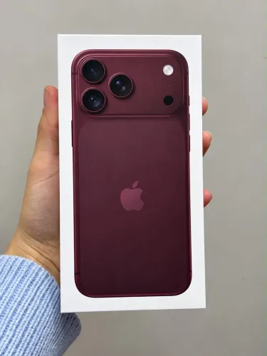 iPhone 18 Pro Max BORDÔ