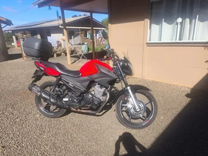 Moto Yamaha factor 150 ED
