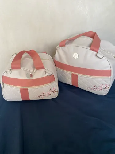 Bolsa maternidade e almofada
