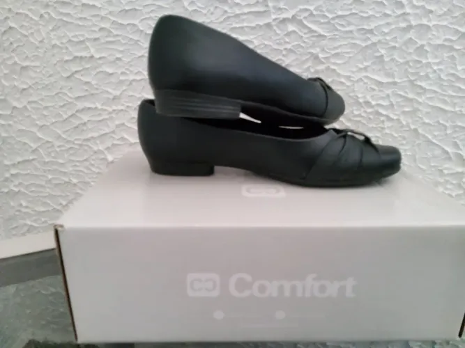 Sapato número 34 preto