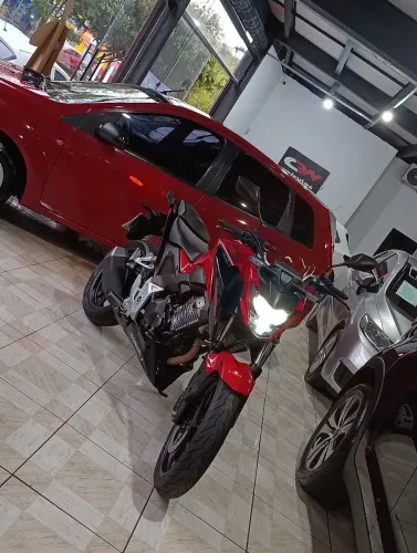 Cb300ABS 2024 moto impecável