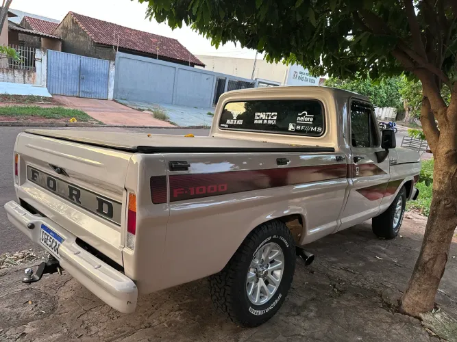 Ford F-1000 Super Diesel / Super Diesel Turbo 1986