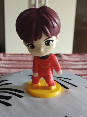Boneco BTS MC Donalds 