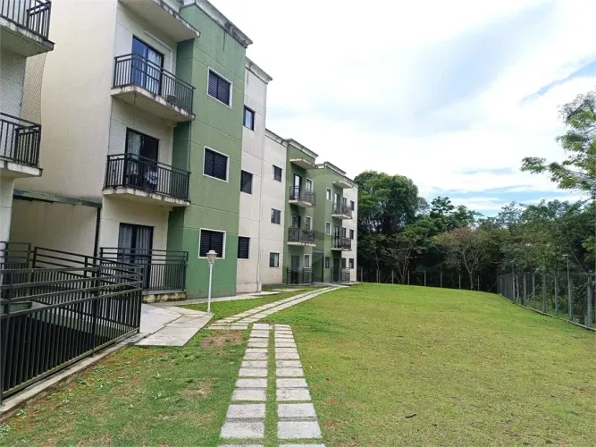 Apartamento com 2 dormitórios, 68 m² - Jardim Villaça - São Roque/SP