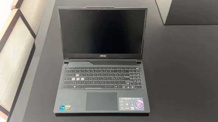 notebook MSI Cyborg 15 A13V