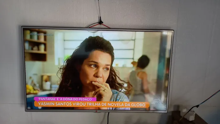 Tv led 42 Pol. 300 reais da LG