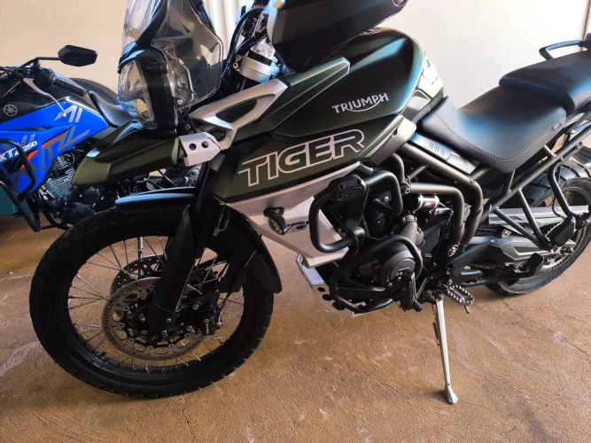Tiger 800 XCA - Completa - Baús laterais Original Triumph