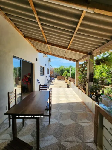 OPORTUNIDAD EM URUPÊS Linda casa a venda de esquina, com vista maravilhosa!!