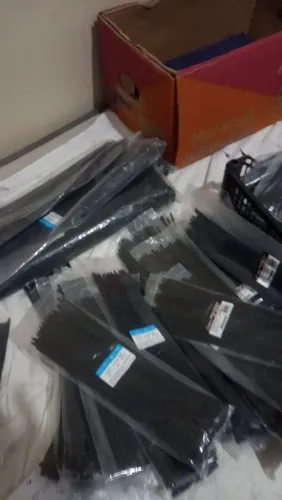Abraçadeiras de nylon 20 X 3,6 - 100 unidades