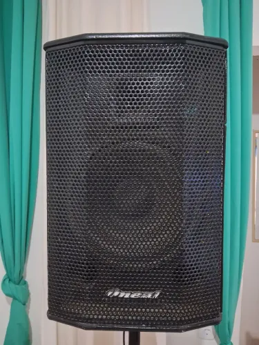 Caixa ativa oneal de 12 com pedestal