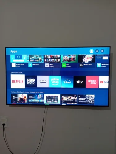 TV 50p Samsung Crystal UHD 4K - Modelo UN50AU8000GXZD