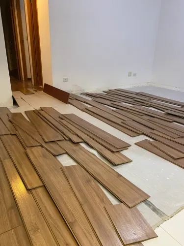 Doação piso laminado usado