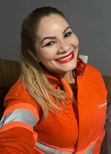 TÉCNICA EM SEGURANÇA DO TRABALHO, + DE 20 ANOS DE EXPERIÊNCIA.