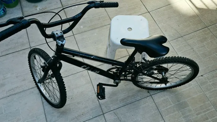 Bicicleta Caloi expert aro 20 ( usada )