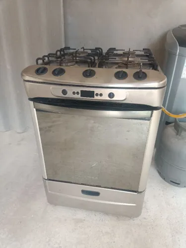 Fogão funcionando perfeitamente menos o automático 