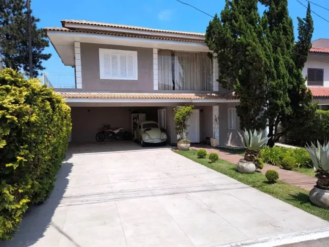 Morada Das Flores - Casa à venda no Condomínio Morada das Flores na Aldeia da Serra, de 40