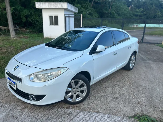 Renault Fluence Sedan Privilège 2.0 16V Flex AUT 2012