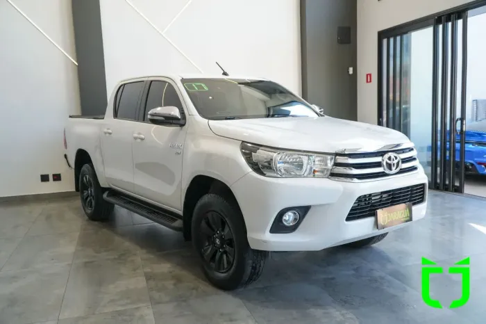 Toyota Hilux CD SRV 4X2 2.7 Flex 16V Aut. 2017
