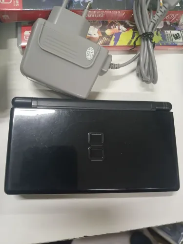 Nintendo DS Lite