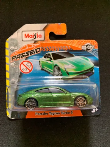 Maisto Porsche taycan