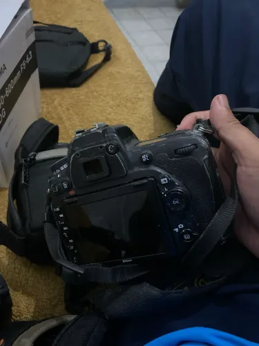 Vendo Nikon d750