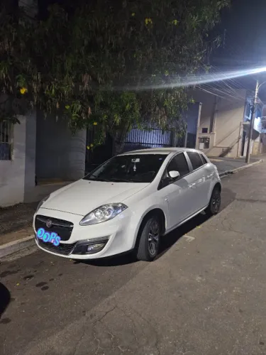 Fiat Bravo Essence 1.8 Flex 16V 5P 2016