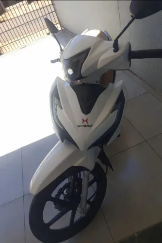 Vendo moto segundo dono