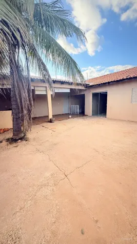 CASA A VENDA OU LOCAÇÃO - JARDIM IMPERIAL