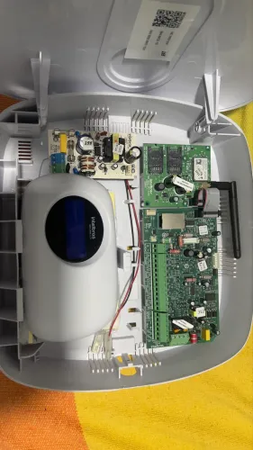 Central de alarme Amt 2018eg intelbras