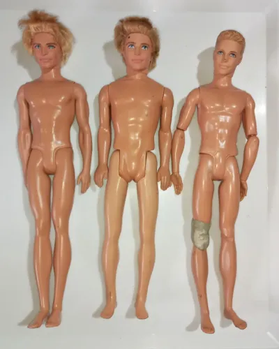 Lote 4 Bonecos Ken + 1 corpo Ken + 1 Príncipe Erick