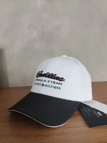Boné Tommy original collab cadillac 