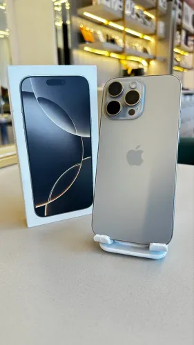 IPHONE 16 PRO MAX 256GB NATURAL SEMINOVO / LOJA FÍSICA