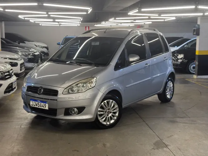 Fiat Idea Attractive 1.4 Fire Flex 8V 5P 2013