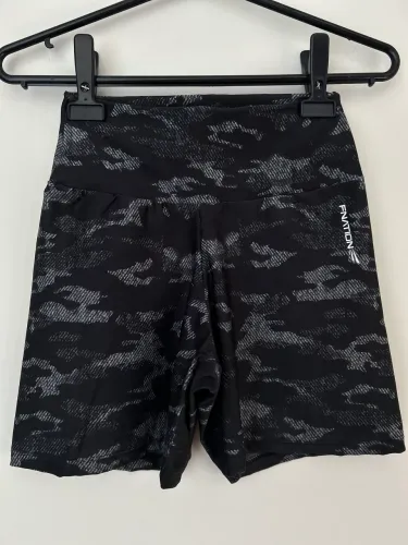 Short Feminino de Treino Tamanho P