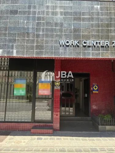 SALA COMERCIAL NO CENTRO IDEAL PARA CONSULTÓRIO