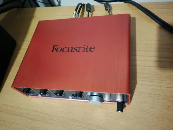 Controlador + interface de áudio