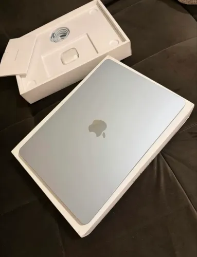 MacBook m5 novo 