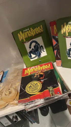 Coleção Revista Mini Monstros!