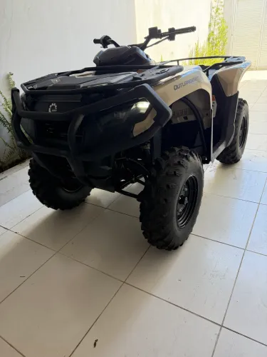 Quadriciclo Outlander Pro hd5 4x4
