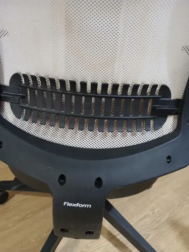 Cadeira Flexform em excelente estado