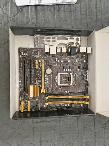 Placa mãe para retirada de peças