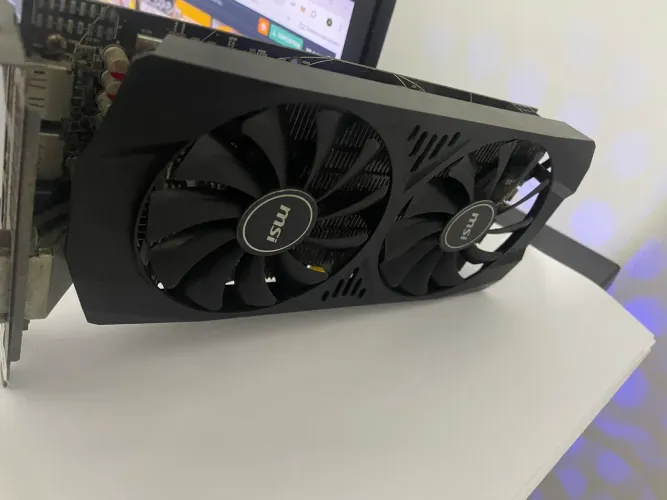 Placa de vídeo rx570 8gb