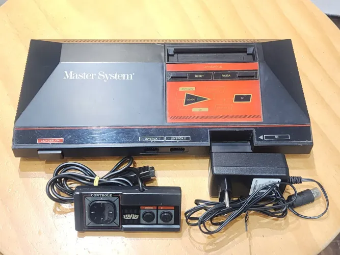 Master System 1 com controle original